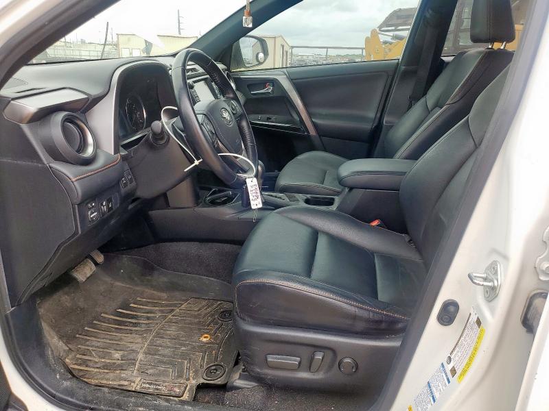 2016 TOYOTA RAV4 SE JTMJFREV8GJ076310