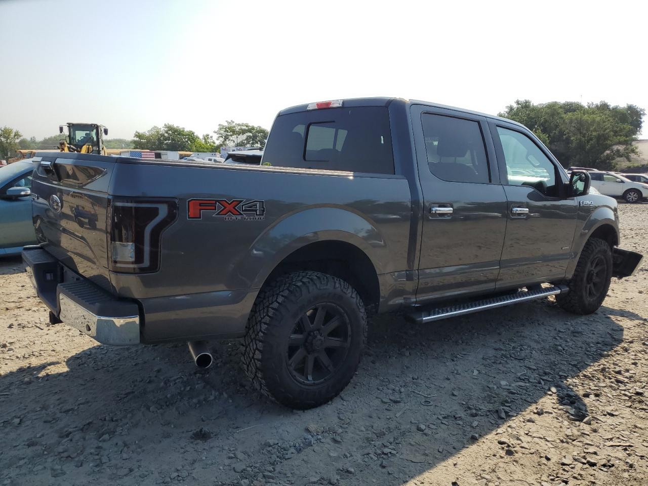 FORD F-150 SUPERCREW