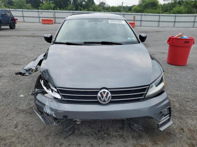 2018 VOLKSWAGEN JETTA SE 3VWDB7AJ0JM255304