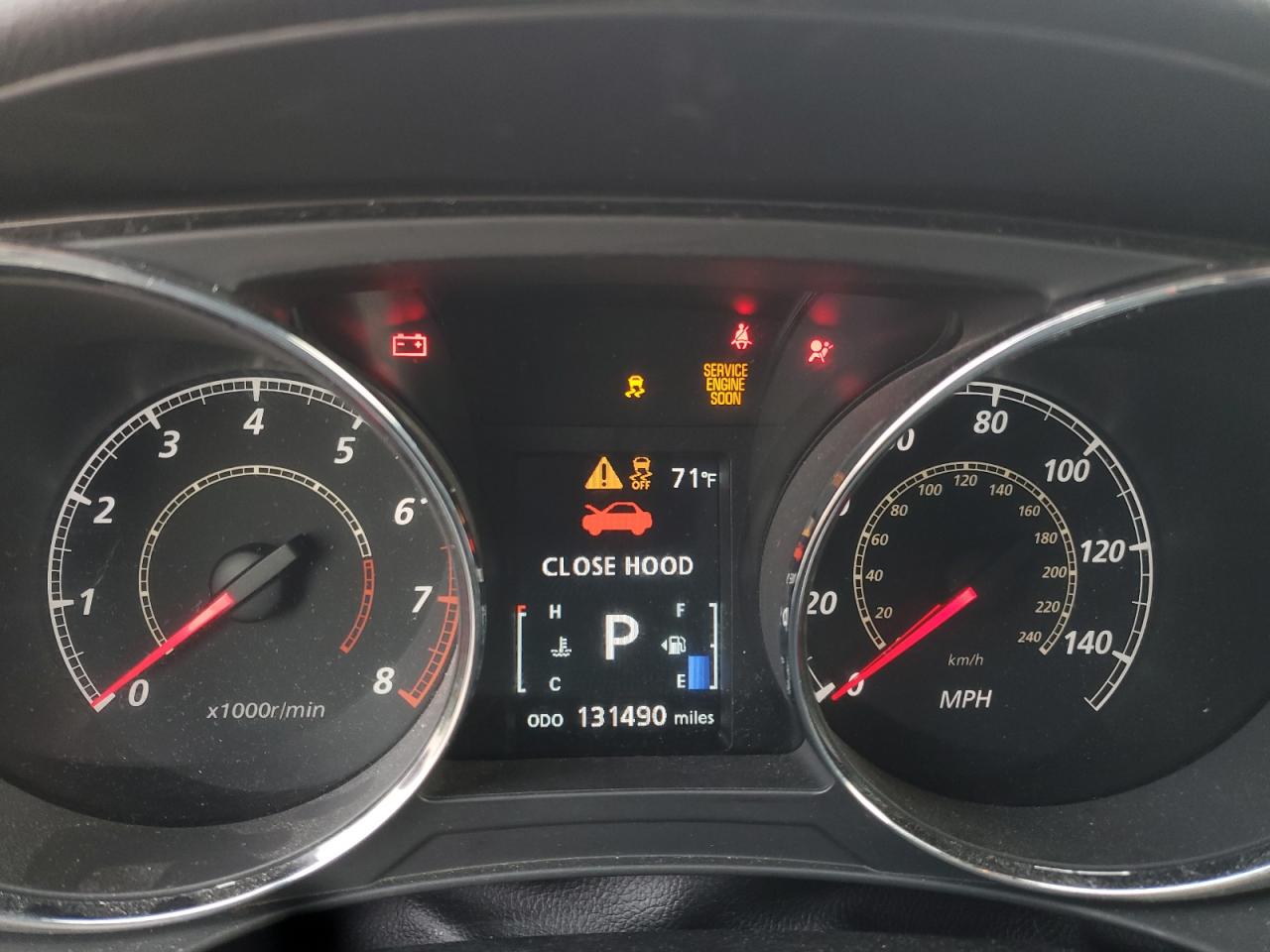 MITSUBISHI OUTLANDER SE