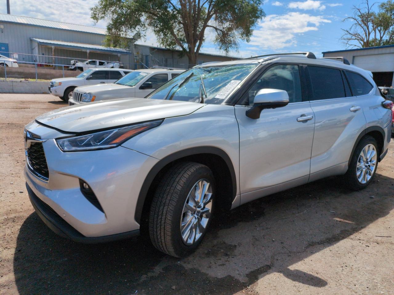 TOYOTA HIGHLANDER LE