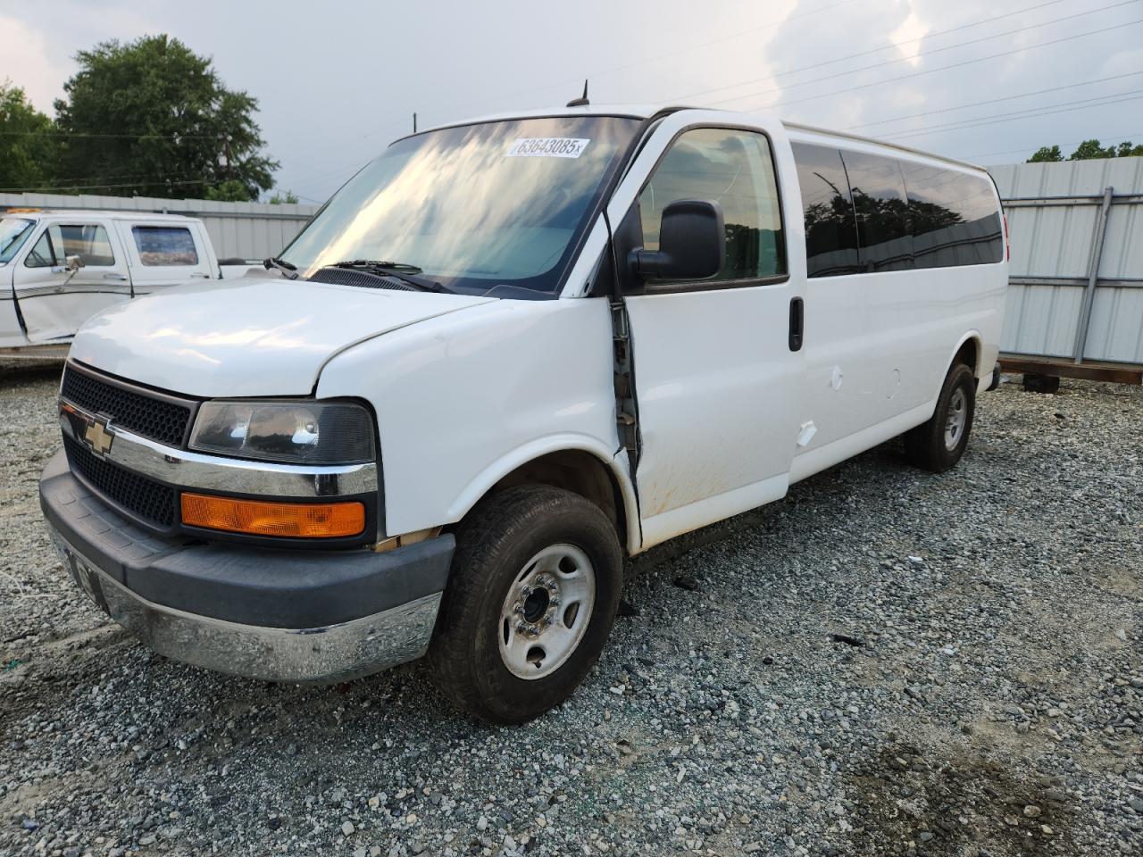 CHEVROLET EXPRESS LT