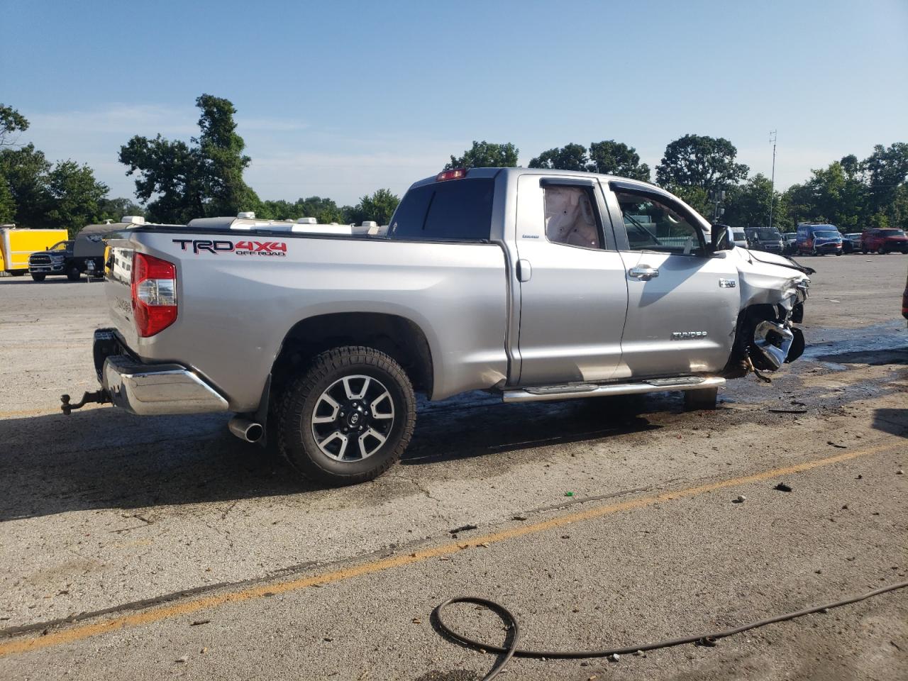TOYOTA TUNDRA DOUBLE CAB LIMITED