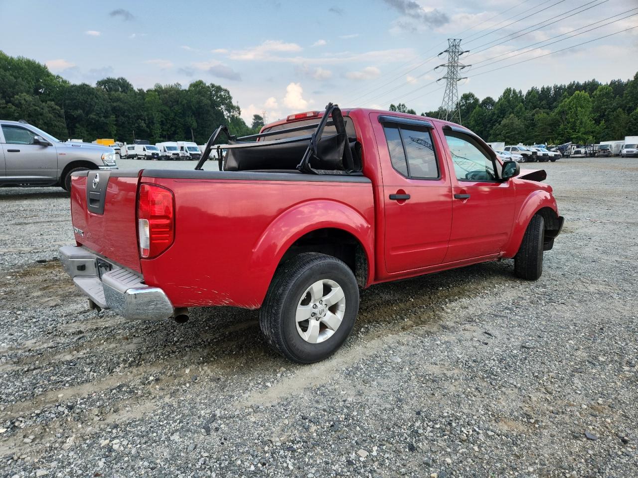 NISSAN FRONTIER S