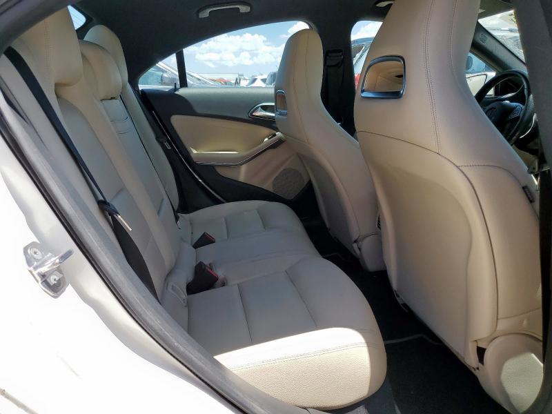 2018 MERCEDES-BENZ CLA 250 4M WDDSJ4GB6JN664365