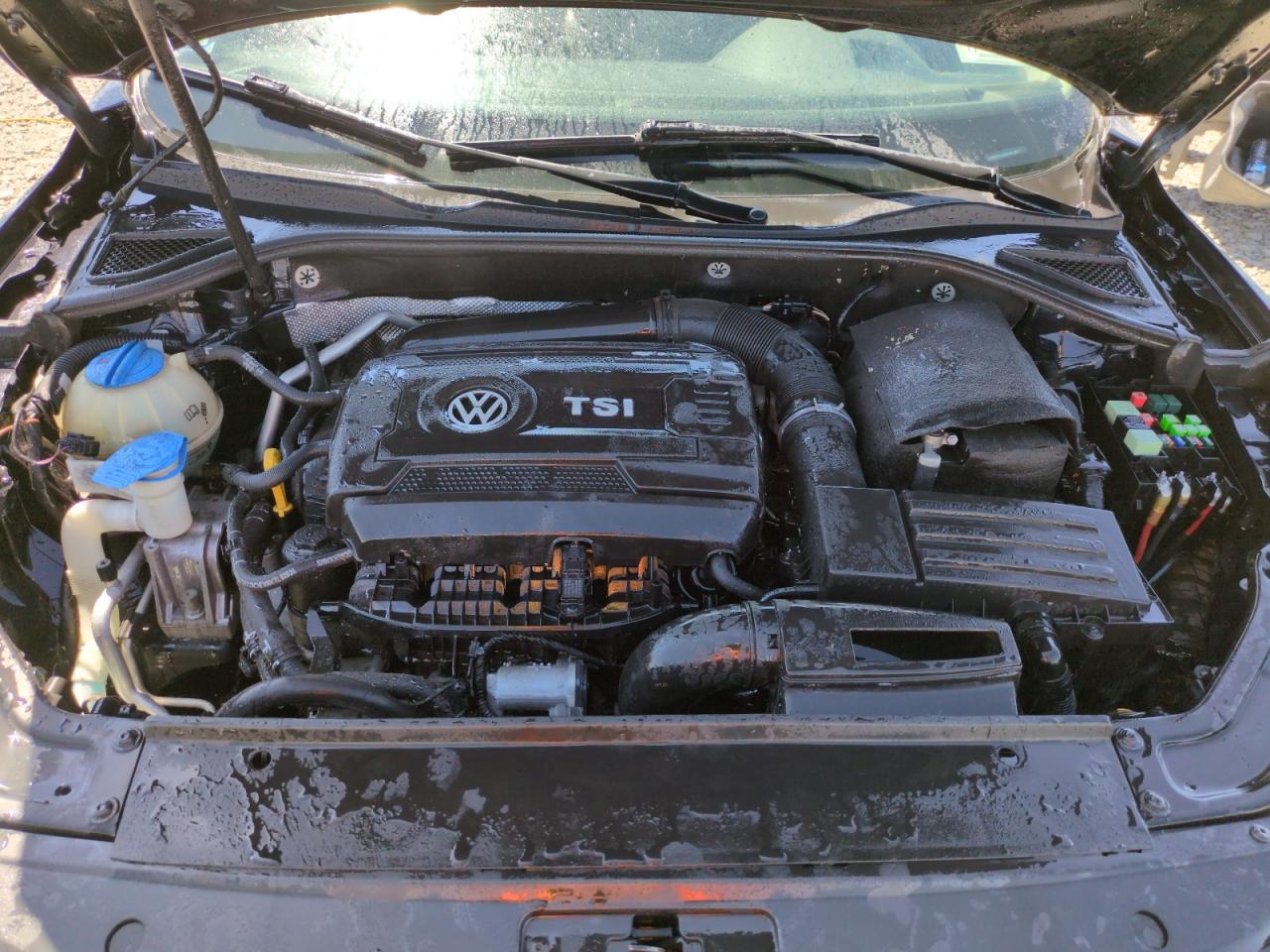 VOLKSWAGEN PASSAT SE