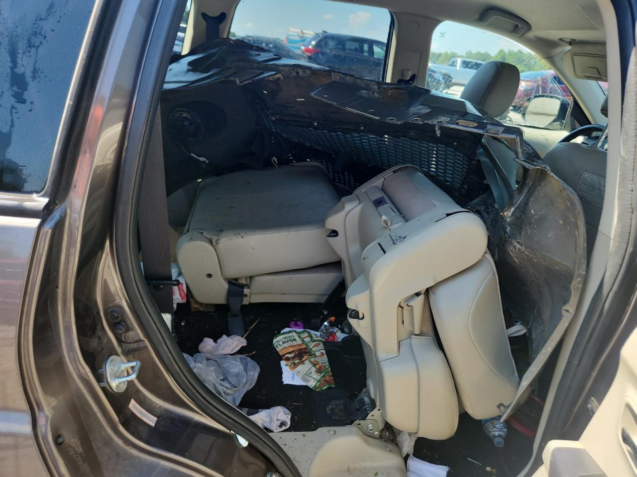 MITSUBISHI OUTLANDER SE