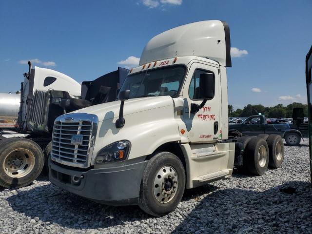 FREIGHTLINER CASCADIA 1 2016 white tractor diesel 3AKJGED5XGSHA9526 photo #3