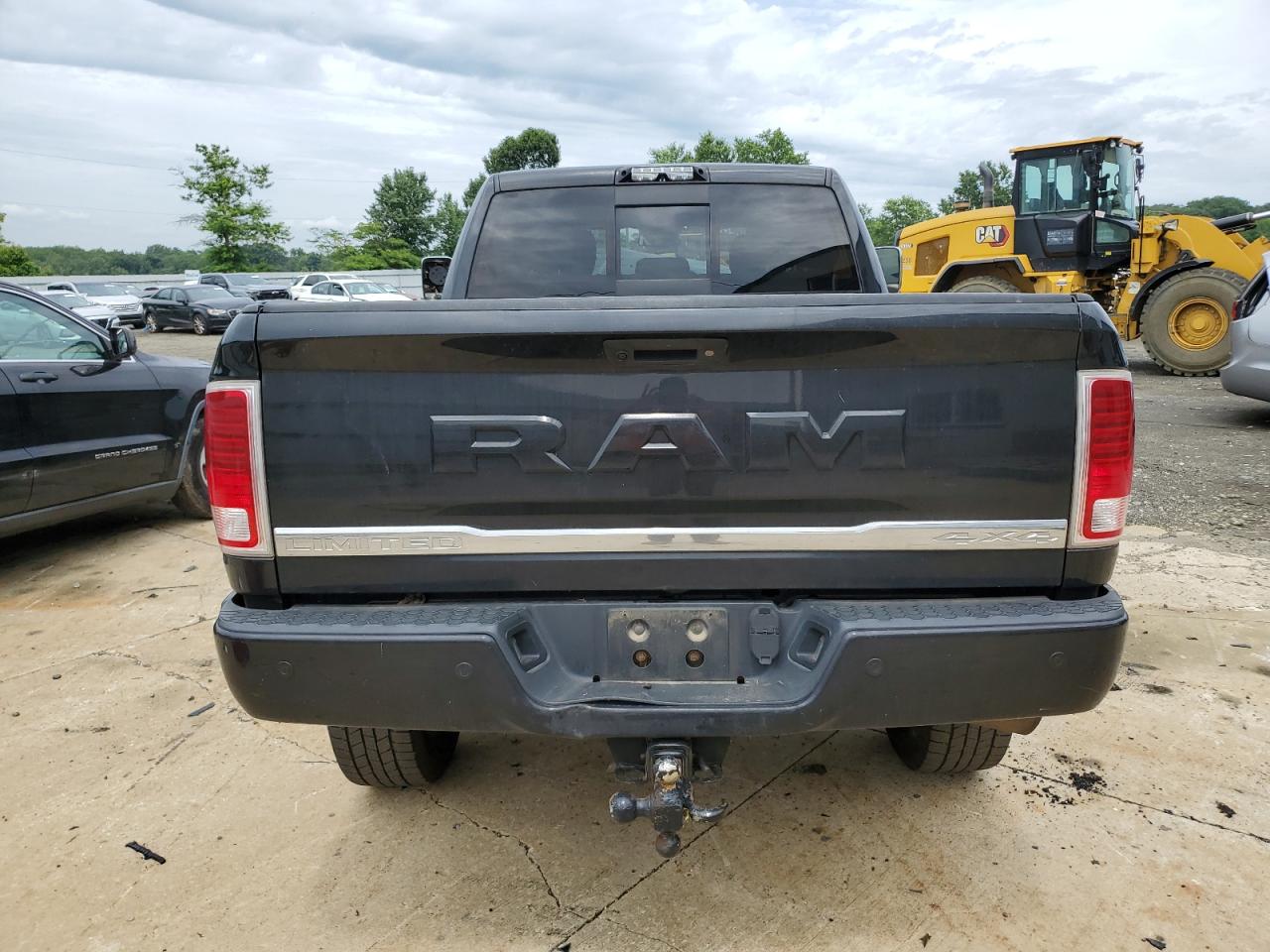 Lot #3302718007 2018 RAM 2500 LONGH