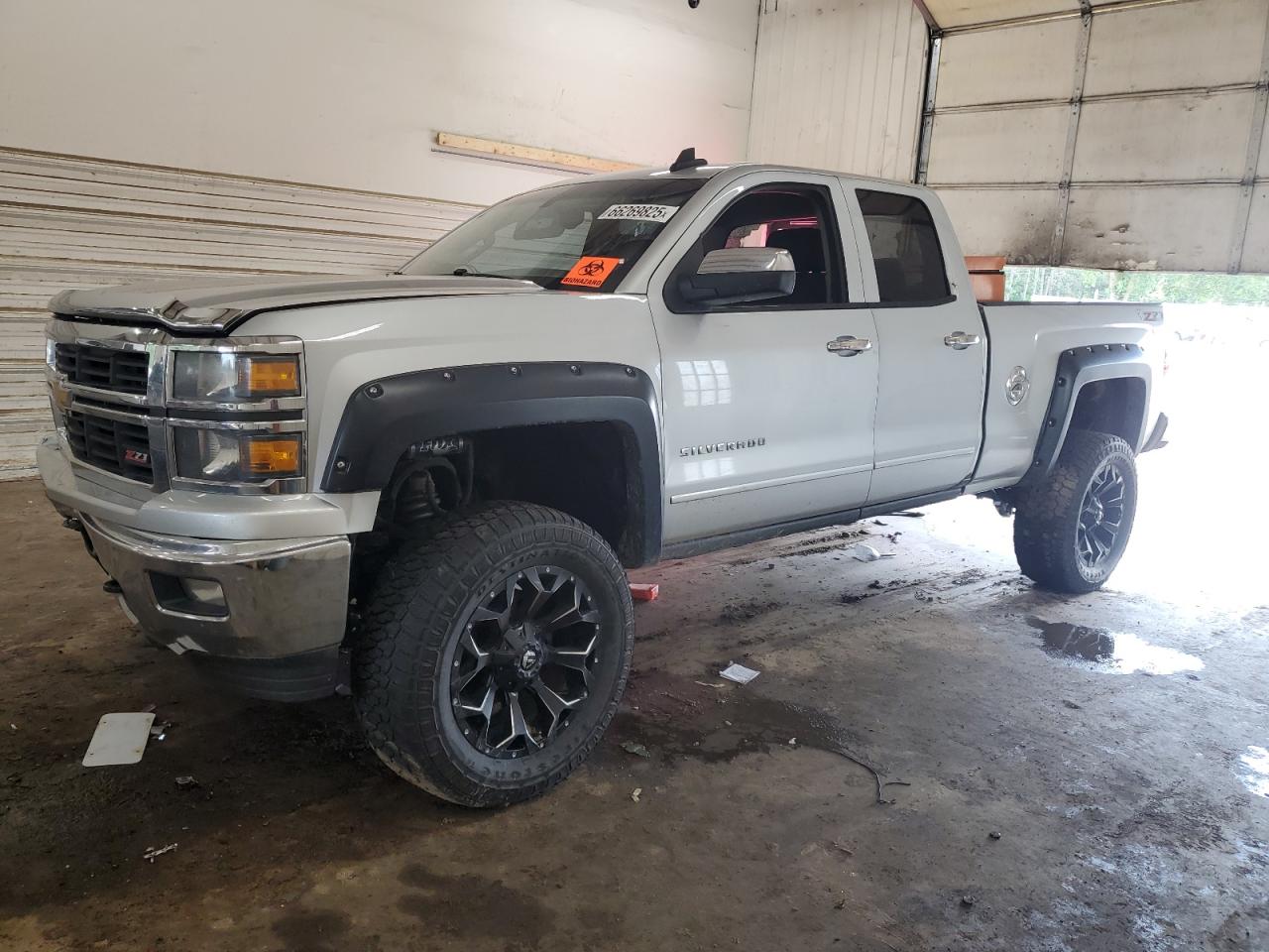 CHEVROLET SILVERADO K1500 LT