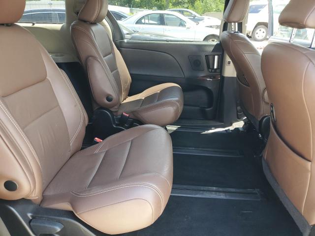 2018 TOYOTA SIENNA XLE 5TDDZ3DC1JS193304