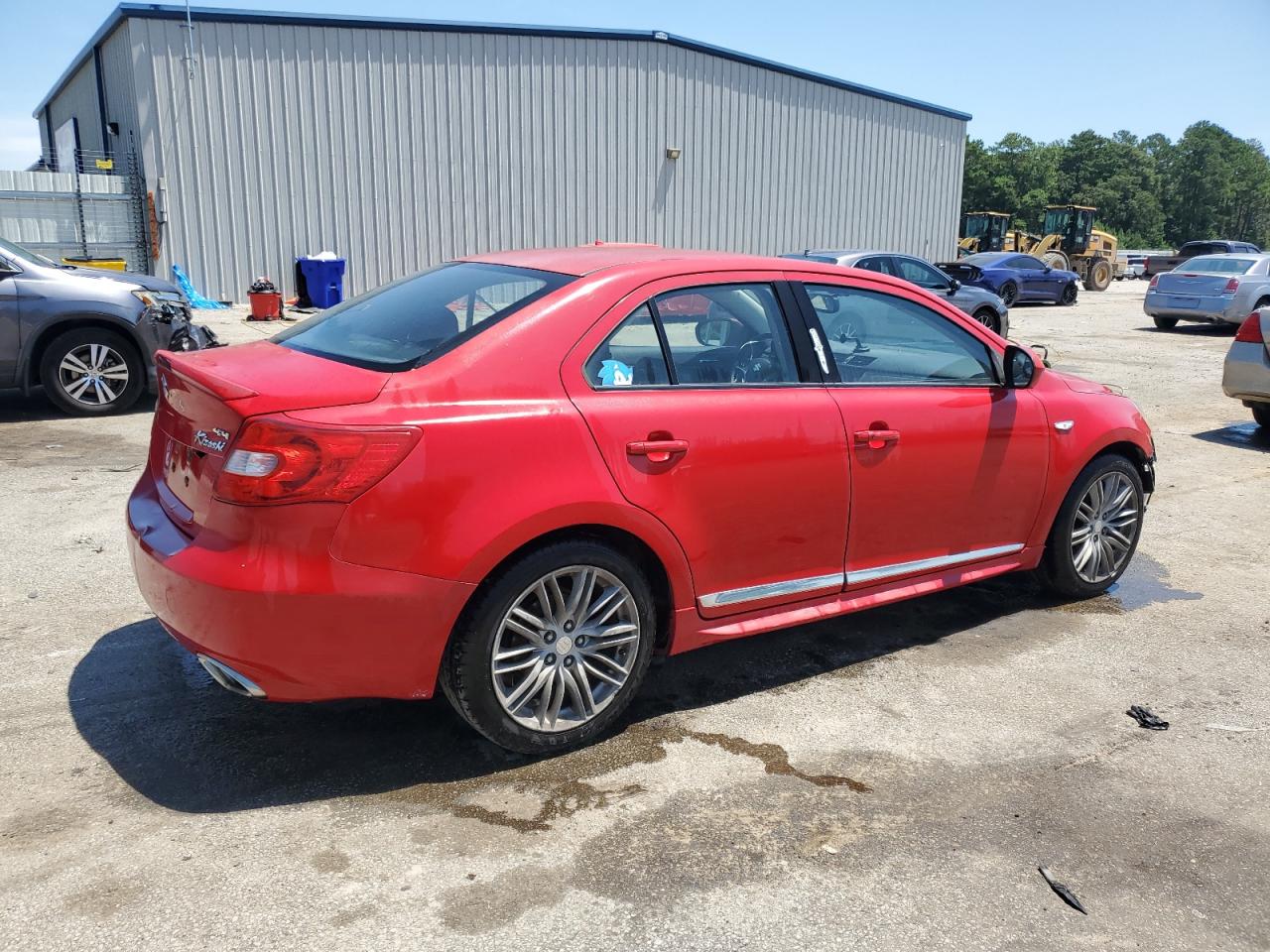 SUZUKI KIZASHI SPORT SLS