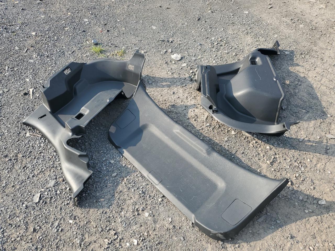 MITSUBISHI OUTLANDER S/SE