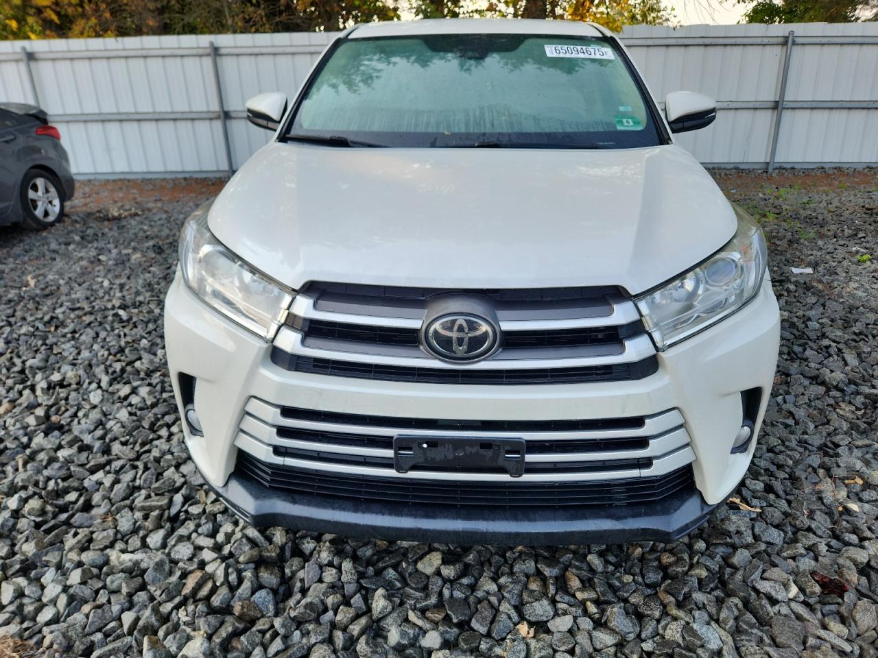 TOYOTA HIGHLANDER LE