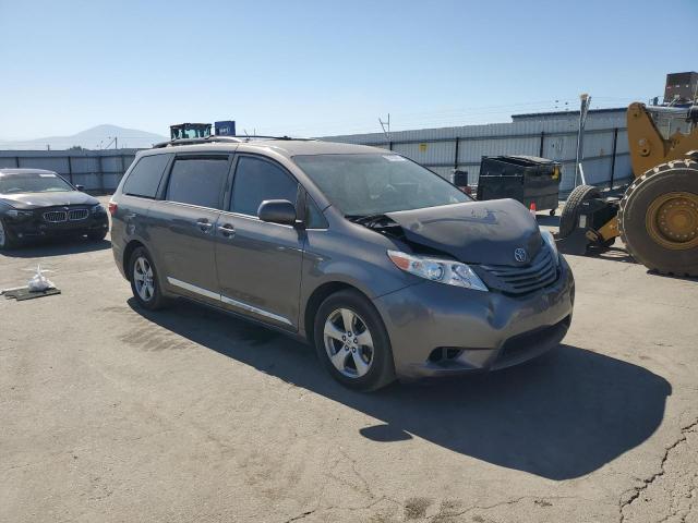 2017 TOYOTA SIENNA LE 5TDKZ3DC0HS815828