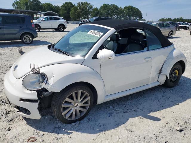 VOLKSWAGEN NEW BEETLE