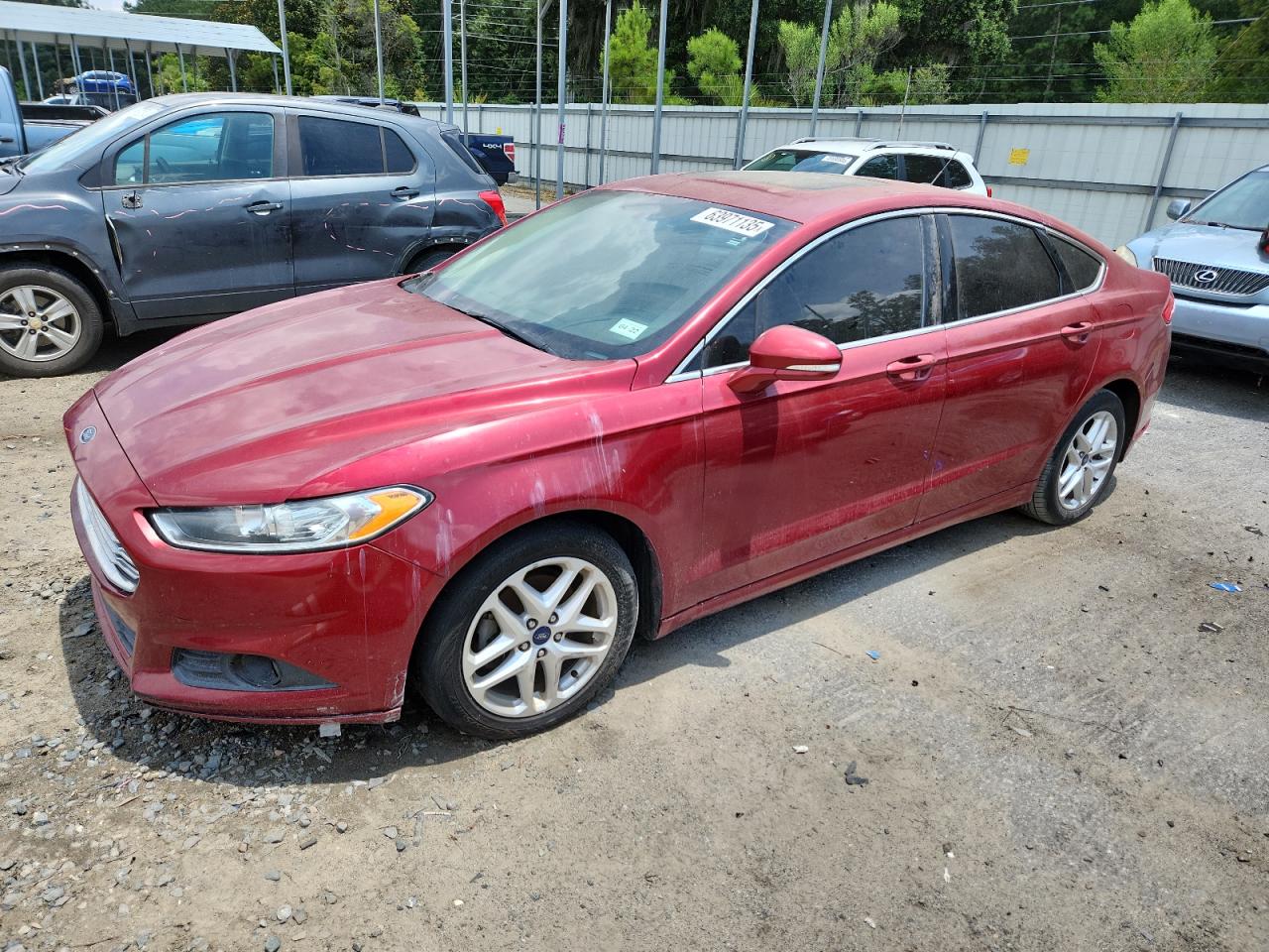 FORD FUSION SE