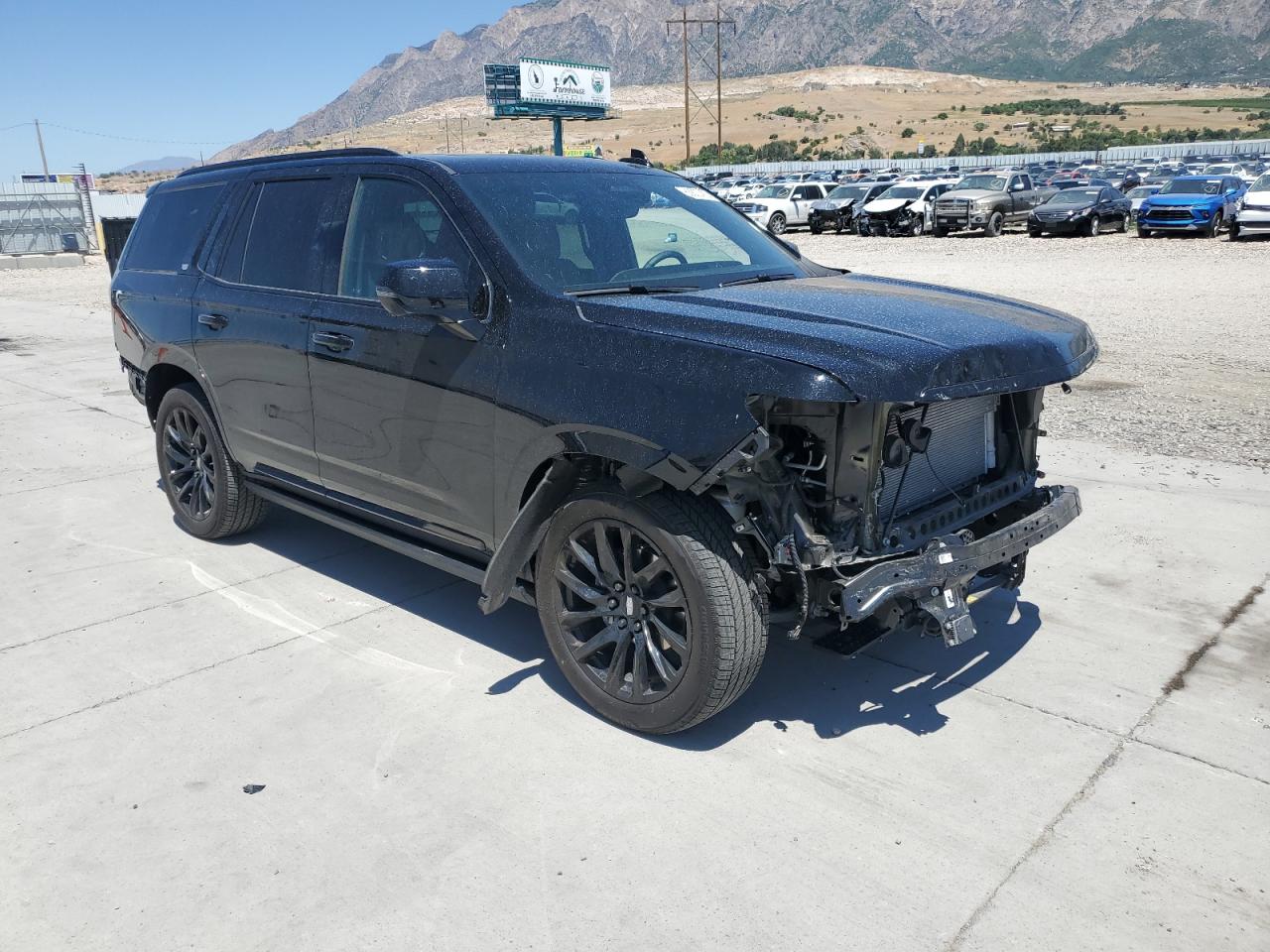 CADILLAC ESCALADE SPORT