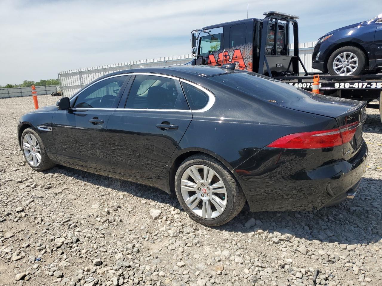 JAGUAR XF PREMIUM
