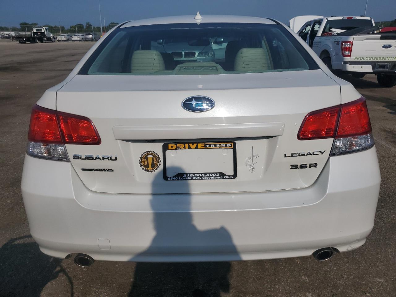 SUBARU LEGACY 3.6R LIMITED