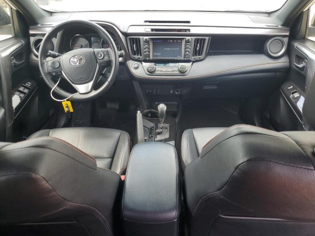 2018 TOYOTA RAV4 SE JTMNFREV9JJ176375