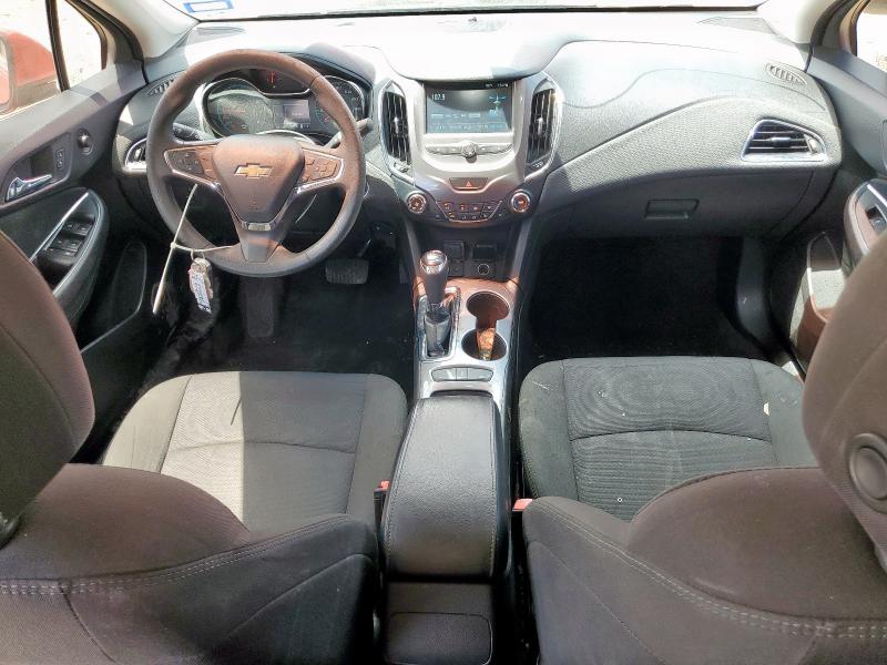 2018 CHEVROLET CRUZE LT - 1G1BE5SM5J7210165