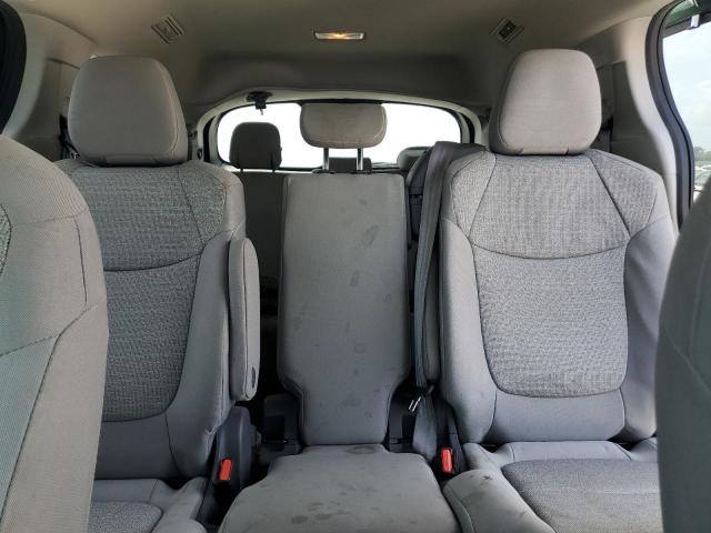 2021 TOYOTA SIENNA LE 5TDBSKFC2MS023251