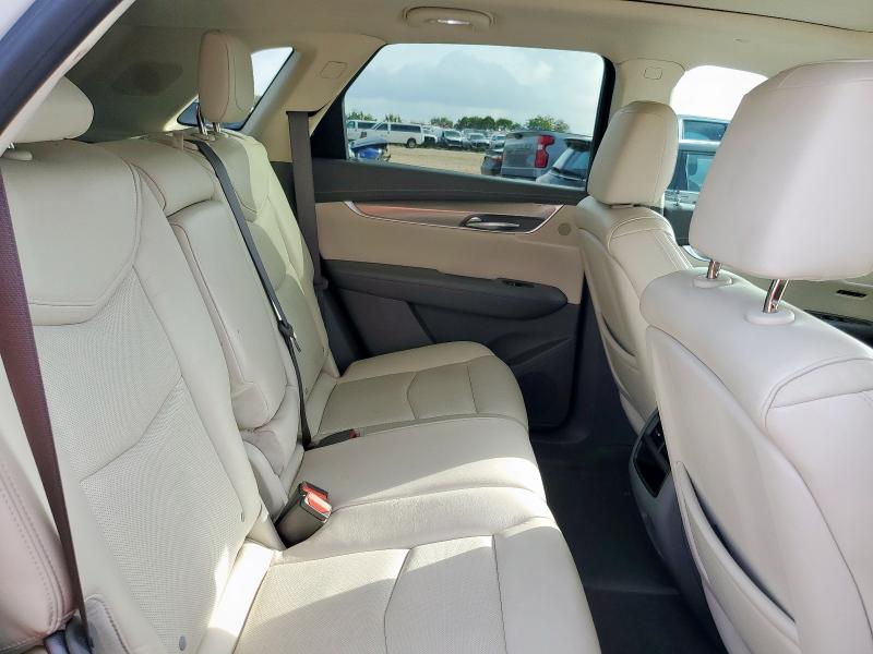 2017 CADILLAC XT5 PREMIU 1GYKNCRS0HZ276017