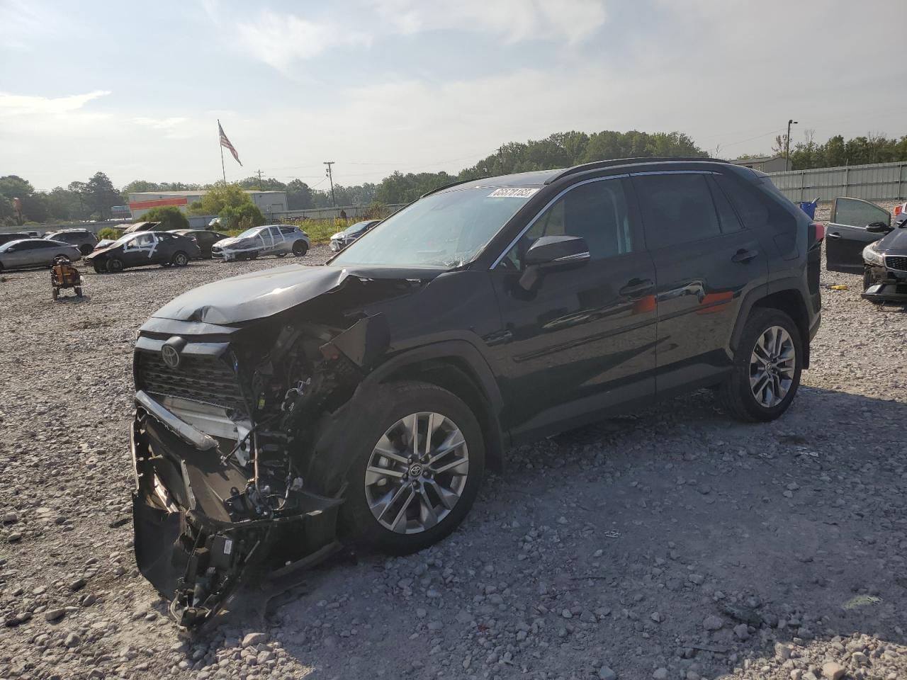 TOYOTA RAV4 XLE PREMIUM