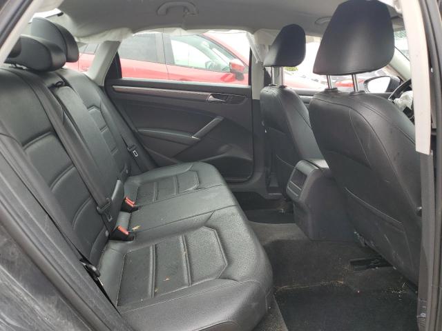 2017 VOLKSWAGEN PASSAT R-LINE 1VWDT7A36HC005141