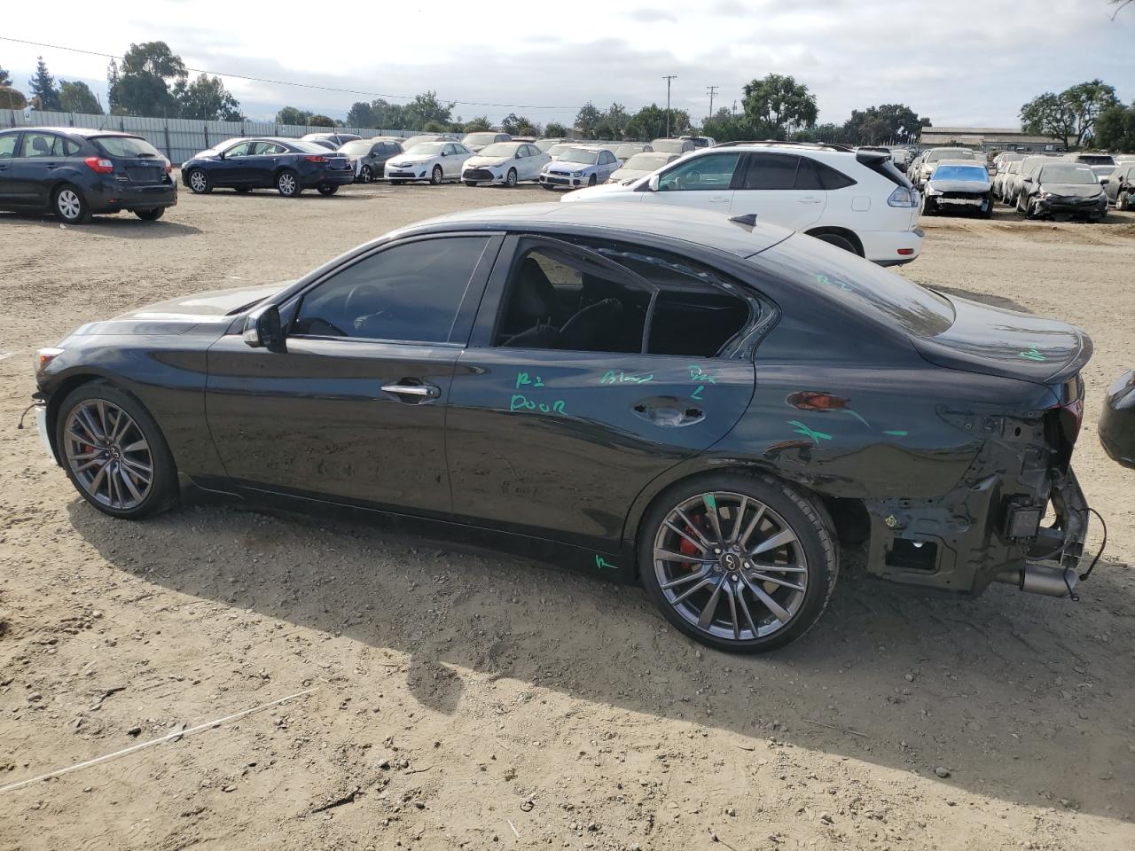 INFINITI Q50 RED SPORT 400