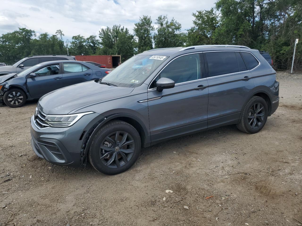 VOLKSWAGEN TIGUAN SE