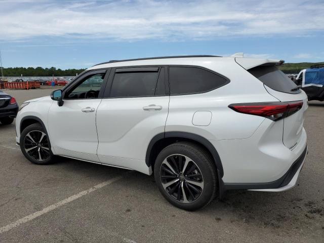 2022 TOYOTA HIGHLANDER - 5TDLZRBHXNS207462