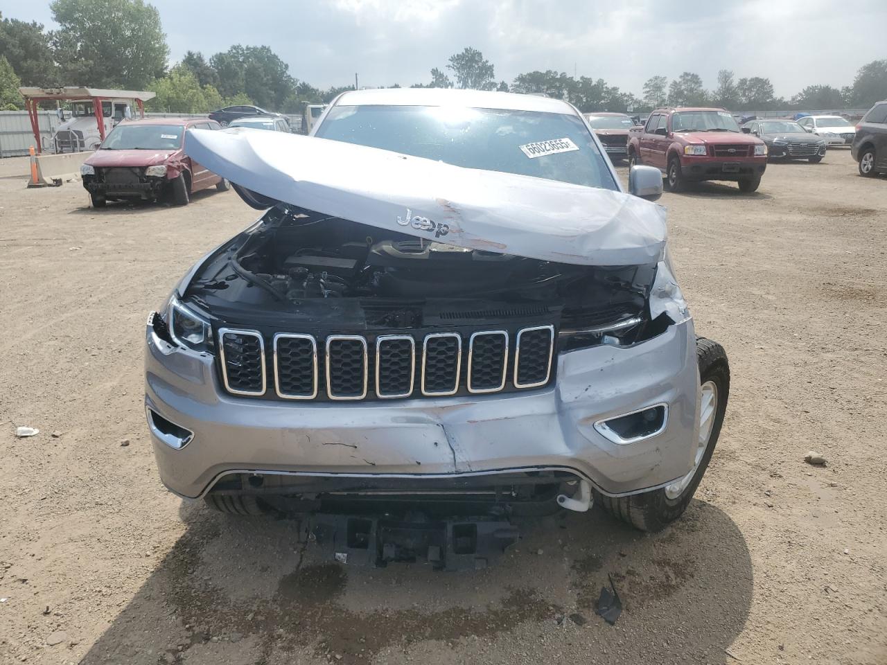 JEEP GRAND CHEROKEE LAREDO