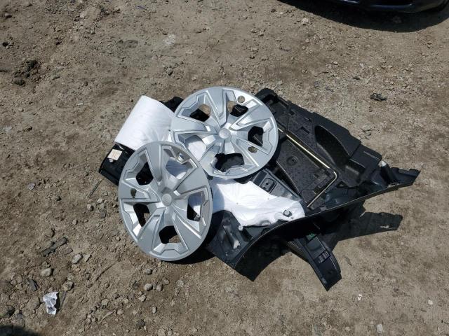 2022 SUBARU FORESTER JF2SKAAC4NH518544