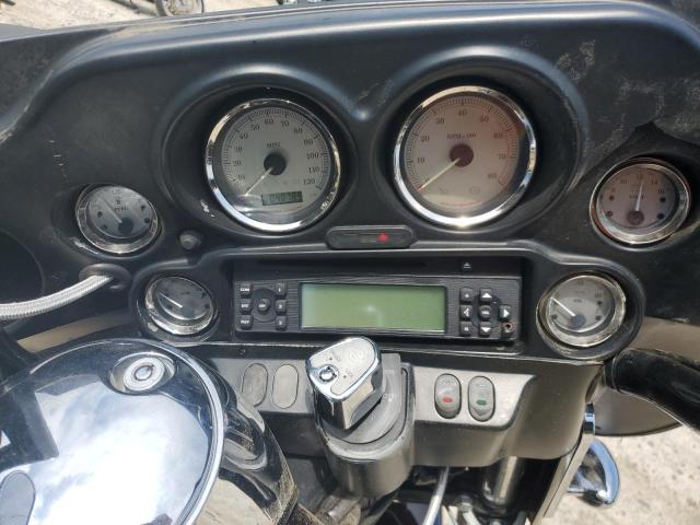 2011 HARLEY-DAVIDSON FLHX 1HD1KBM11BB612033