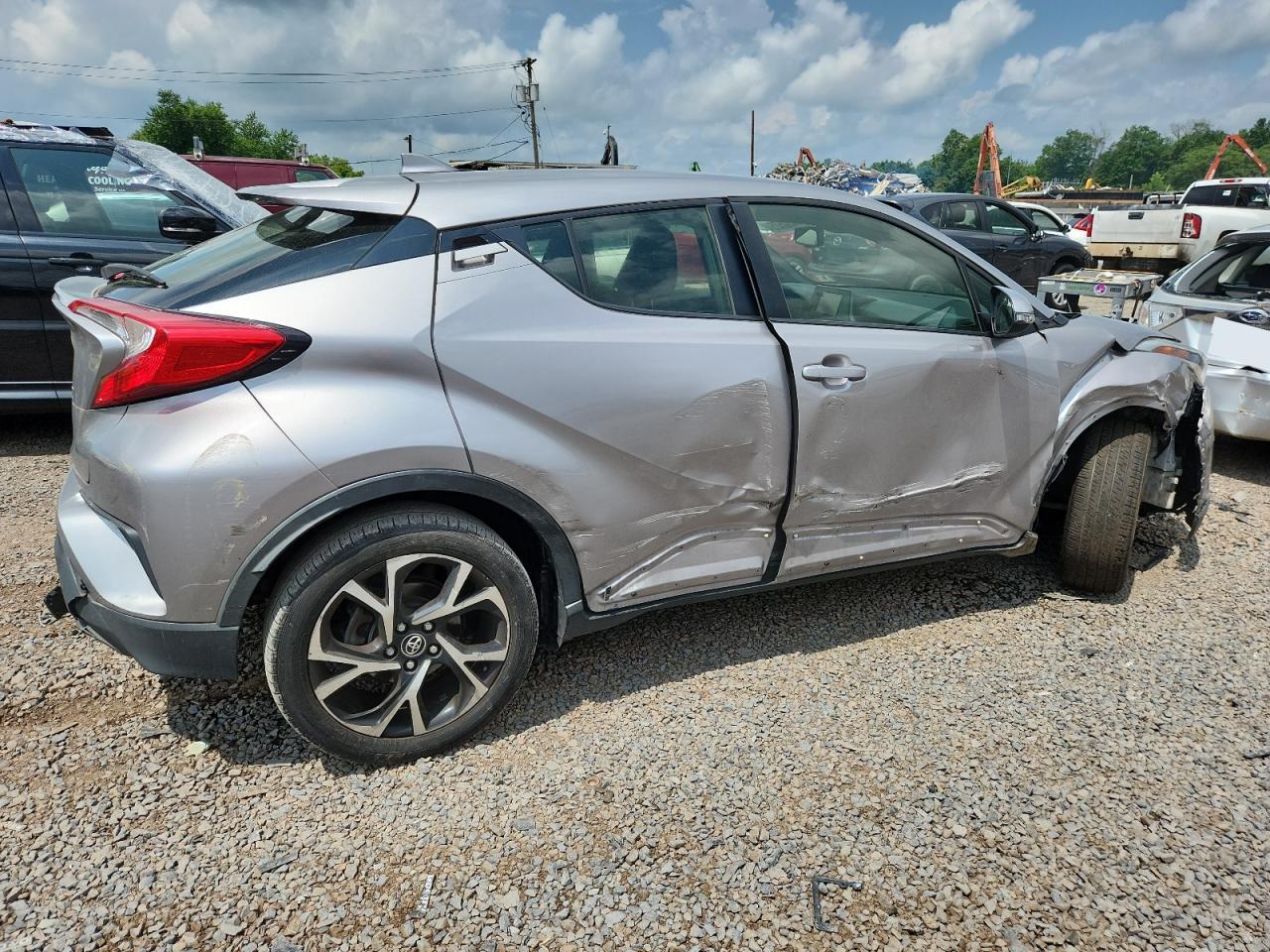 TOYOTA C-HR XLE