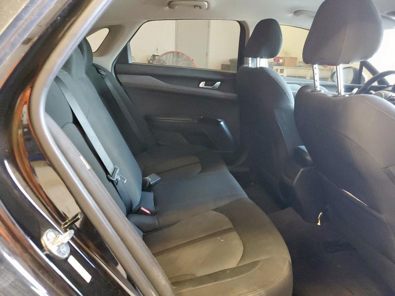 2021 KIA K5 LX 5XXG24J2XMG032152