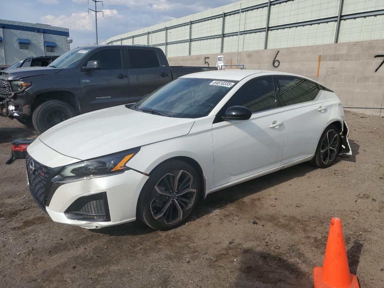 NISSAN ALTIMA SR