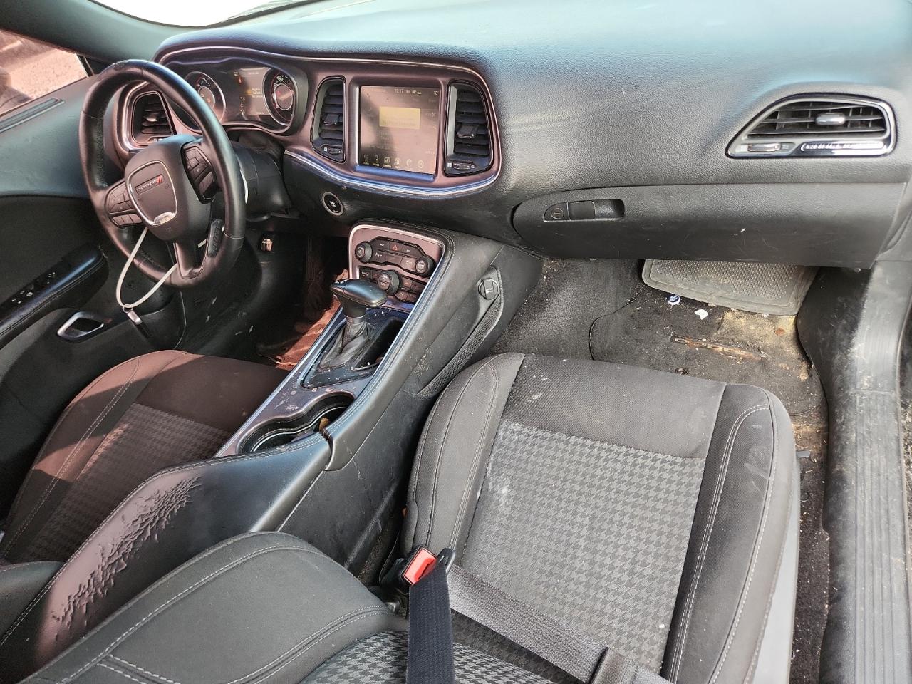 DODGE CHALLENGER SXT