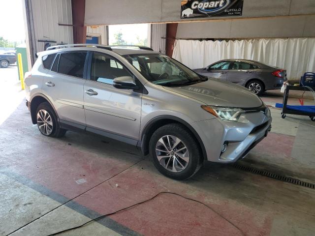 2018 TOYOTA RAV4 HV LE JTMRJREV8JD219439