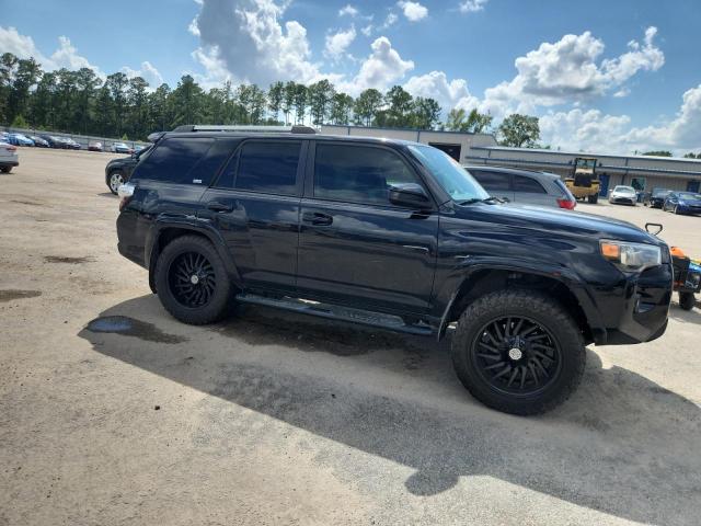 2019 TOYOTA 4RUNNER SR JTEZU5JR0K5202795