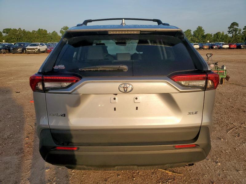 2024 TOYOTA RAV4 XLE P 2T3C1RFV2RC286896