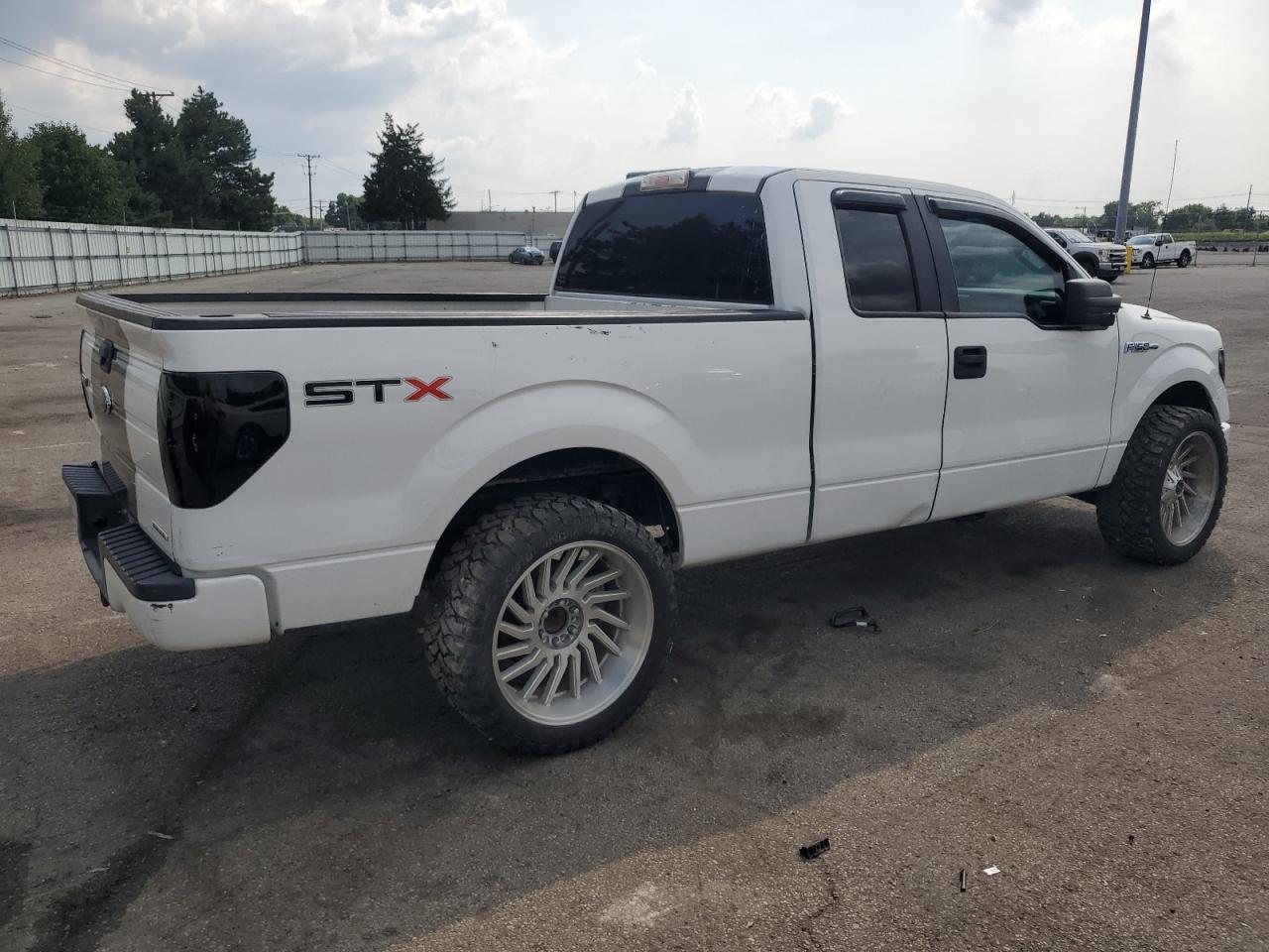 FORD F-150 SUPER CAB