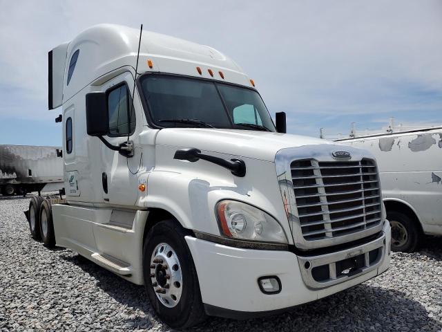 FREIGHTLINER CASCADIA 1 2015 white tractor diesel 3AKJGLD5XFSGG4140 photo #1