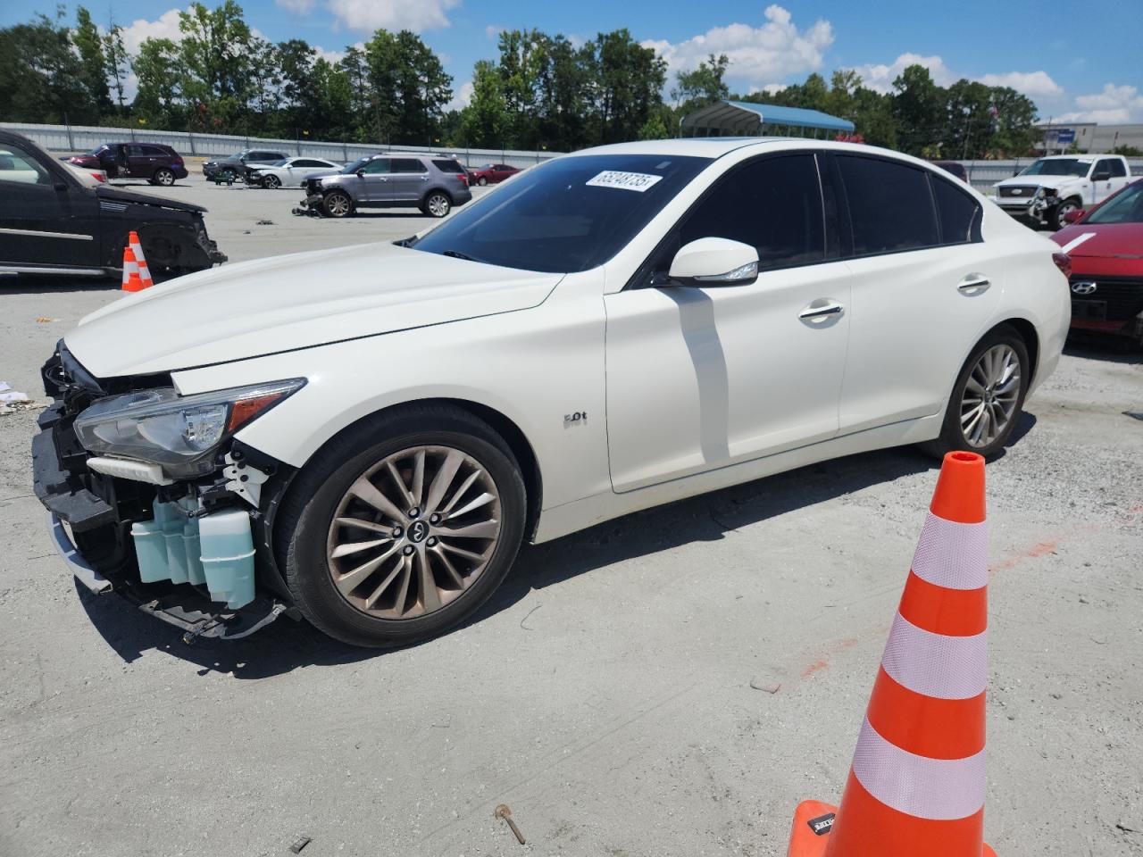 INFINITI Q50 PURE
