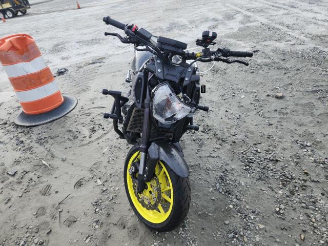 2016 YAMAHA FZ09 JYARN33E2GA010692