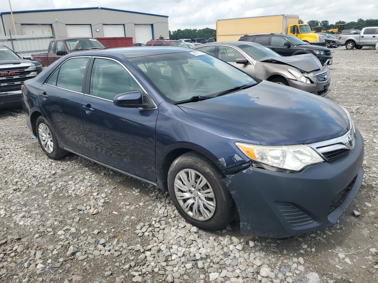 TOYOTA CAMRY L