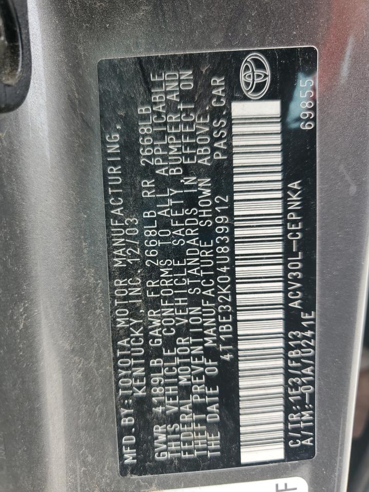 Toyota Camry le 2004