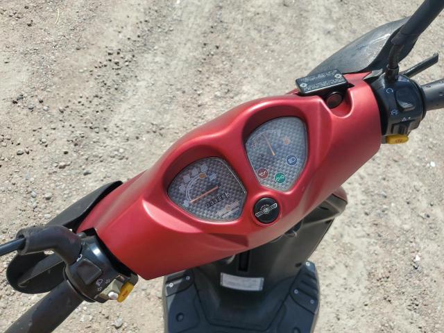 2021 GENUINE SCOOTER CO. ROUGHHOUSE 50 - RFVPMP201M1019400